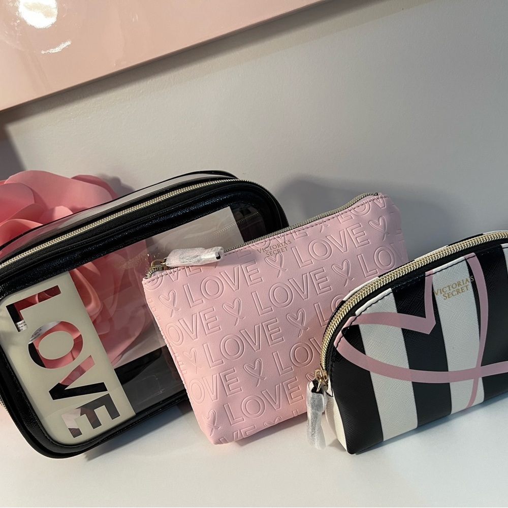 VICTORIA’S SECRET MAKEUO BAG TRIO